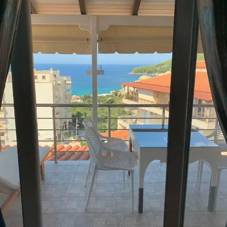 ★ Meniko's House ★ Amazing Sea View Apartmán